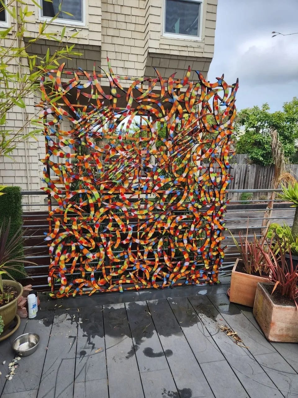 Privacy screen for deck
